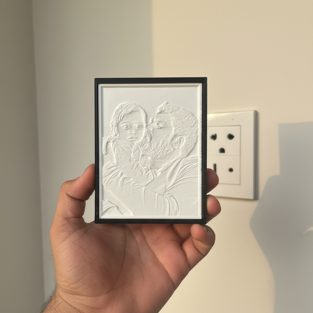 Custom Lithophane Photo Frame – 3D Printed Personalized Photo Lamp (Direct Plug)